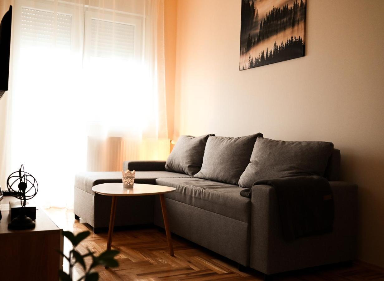 Lena Apartman 苏博蒂察 外观 照片